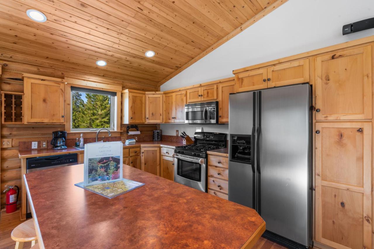 Lazy Fox Cabin West Yellowstone Exterior photo